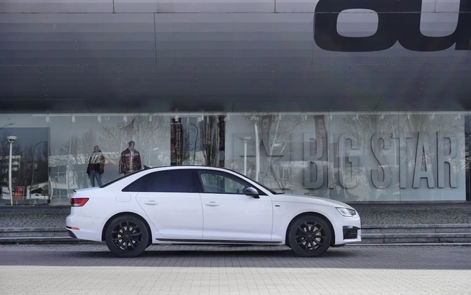Audi A4 cena 105000 przebieg: 88000, rok produkcji 2017 z Kalisz małe 631